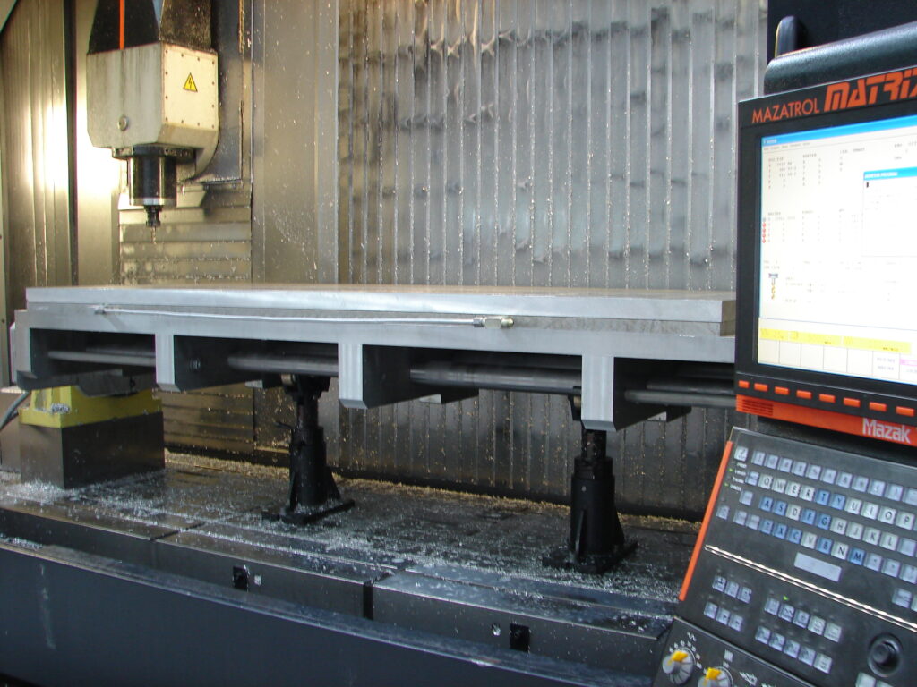 23. work table (4 mill axis) CNC Mazak - swivel table